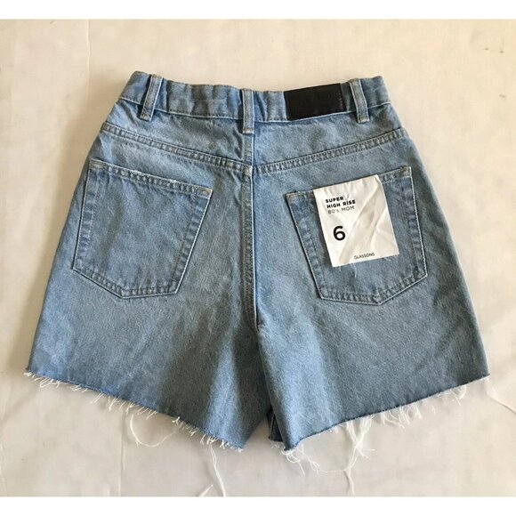 Glassons Super High Rise 80s Mom Denim Shorts Size 6‎ - Picture 2 of 8